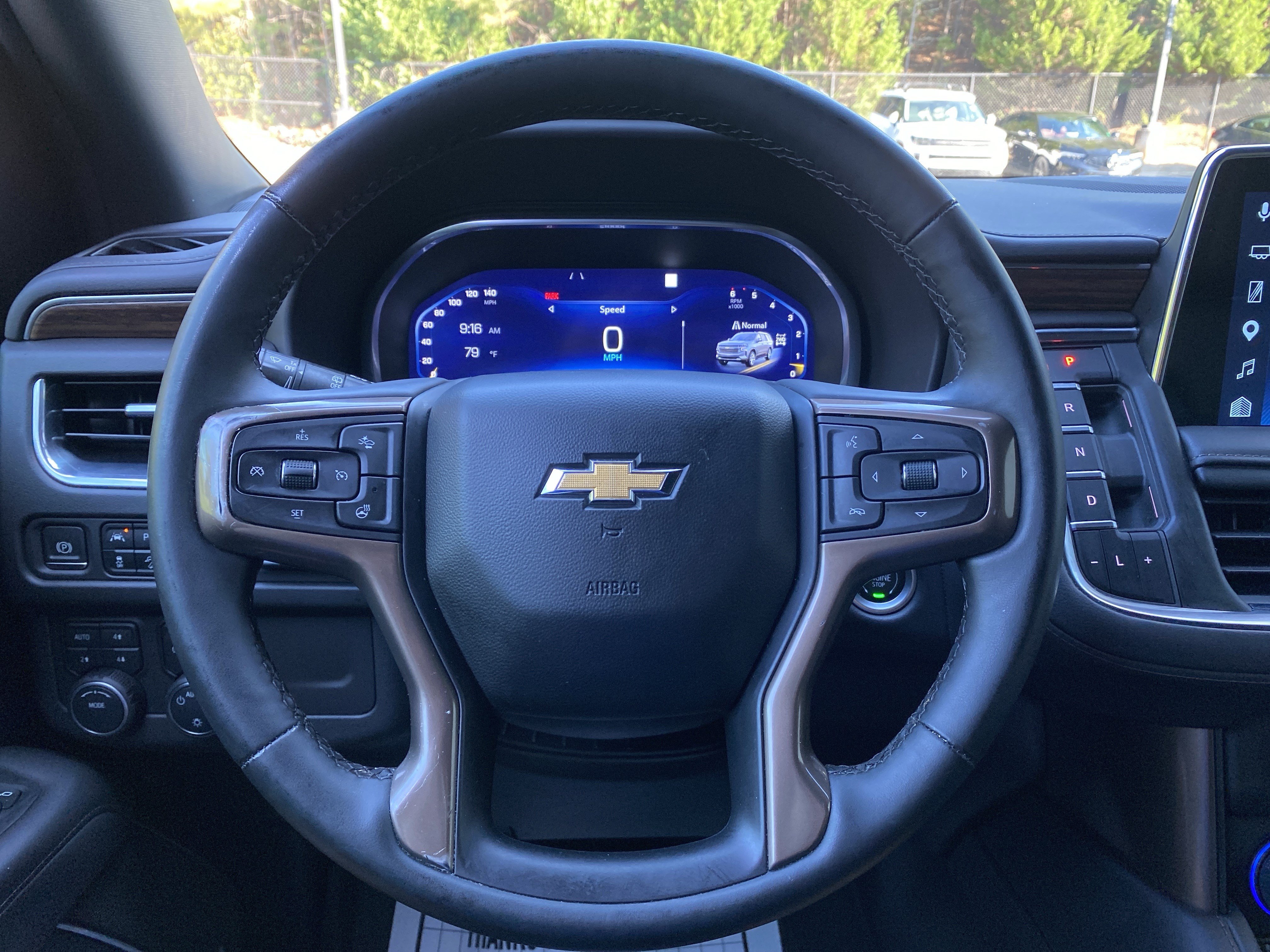Used 2023 Chevrolet Suburban High Country AWD/4WD image 19