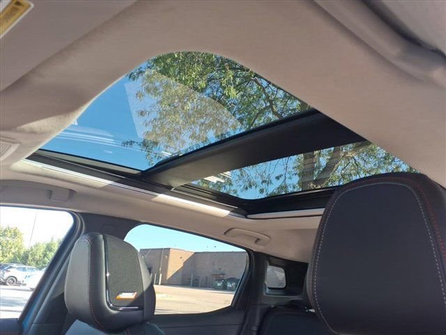 New 2026 Nissan Kicks SR image 10