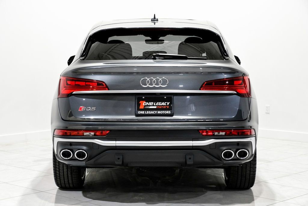 Used 2022 Audi SQ5 Prestige image 8
