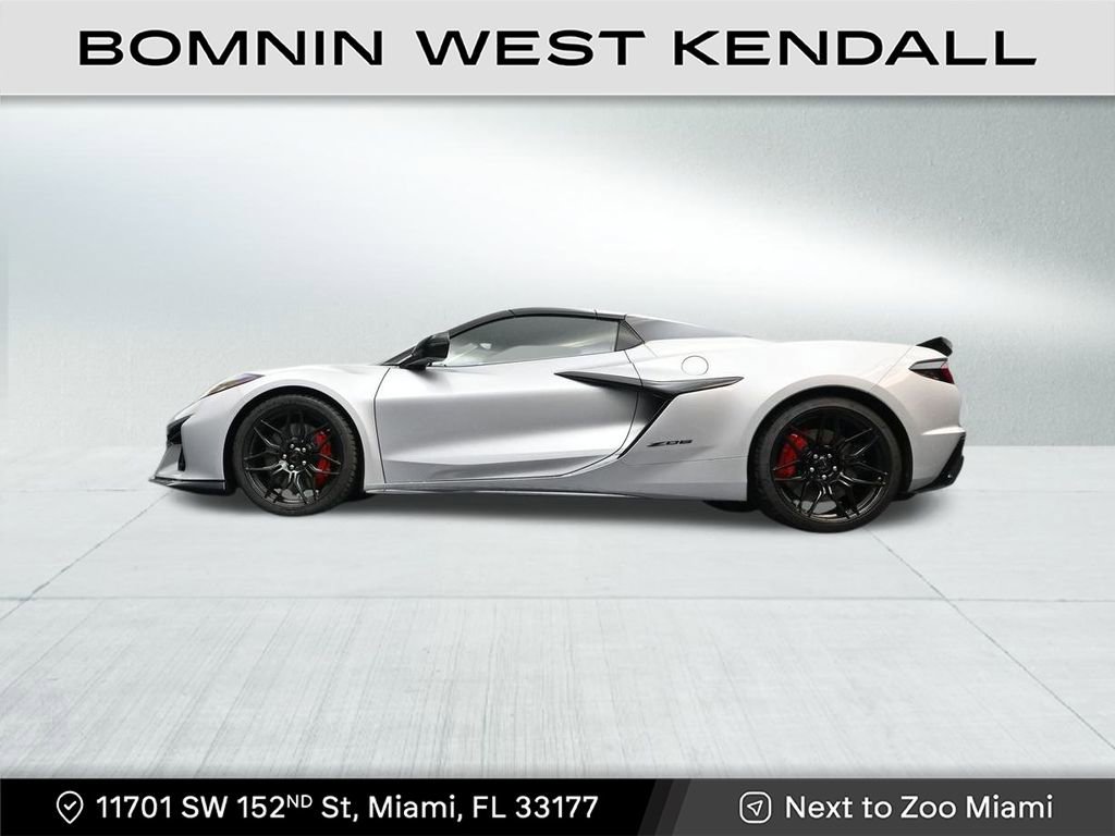 Used 2026 Chevrolet Corvette Z06 w/ Stealth Interior Trim Package image 21