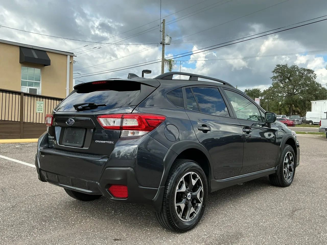 Used 2018 Subaru Crosstrek 2.0i Premium w/ Eyesight System image 5