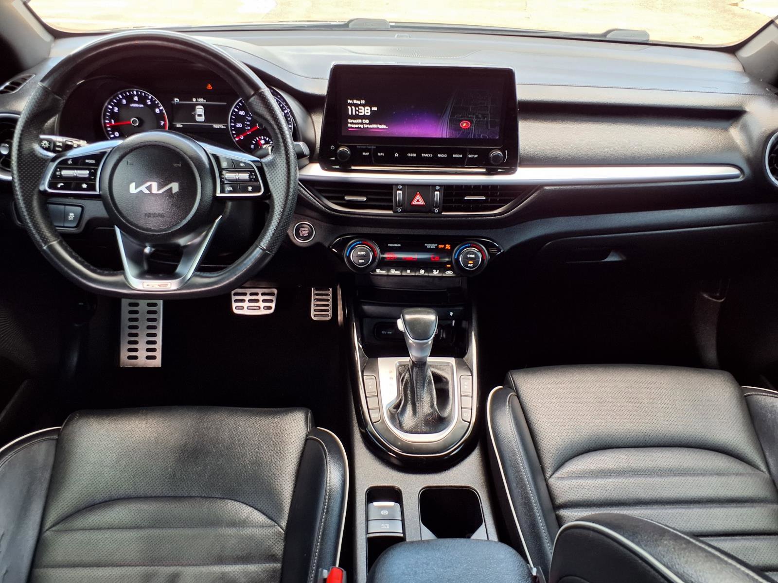 Used 2023 Kia Forte GT-Line w/ GT-Line Premium Package FWD image 5