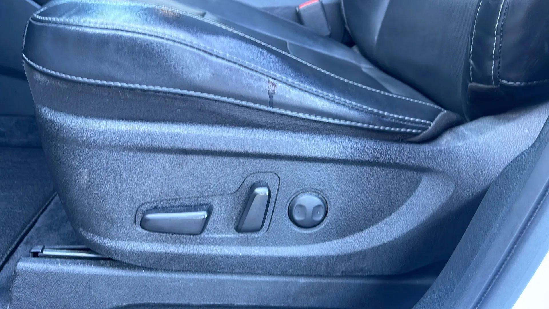 Used 2020 Kia Telluride S w/ S 8 Passenger Seating Package image 20