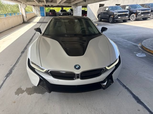 Used 2019 BMW i8 Coupe AWD/4WD image 16