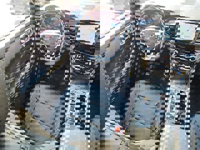 Used 2023 Ford Explorer Limited w/ Equipment Group 301A image 10