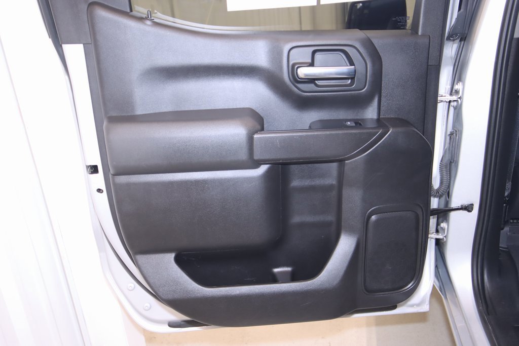 Used 2019 Chevrolet Silverado 1500 LT w/ All-Star Edition image 15