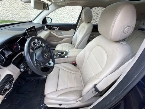Used 2019 Mercedes-Benz GLC 300 4MATIC image 18