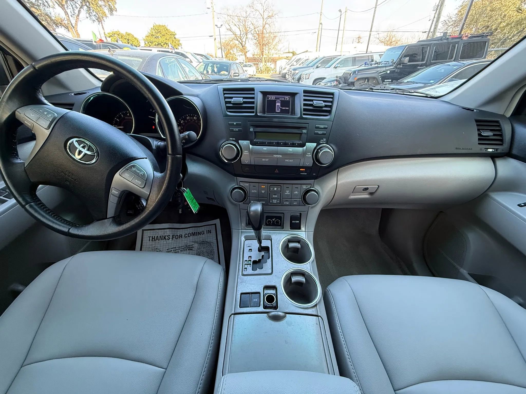 Used 2010 Toyota Highlander SE image 9