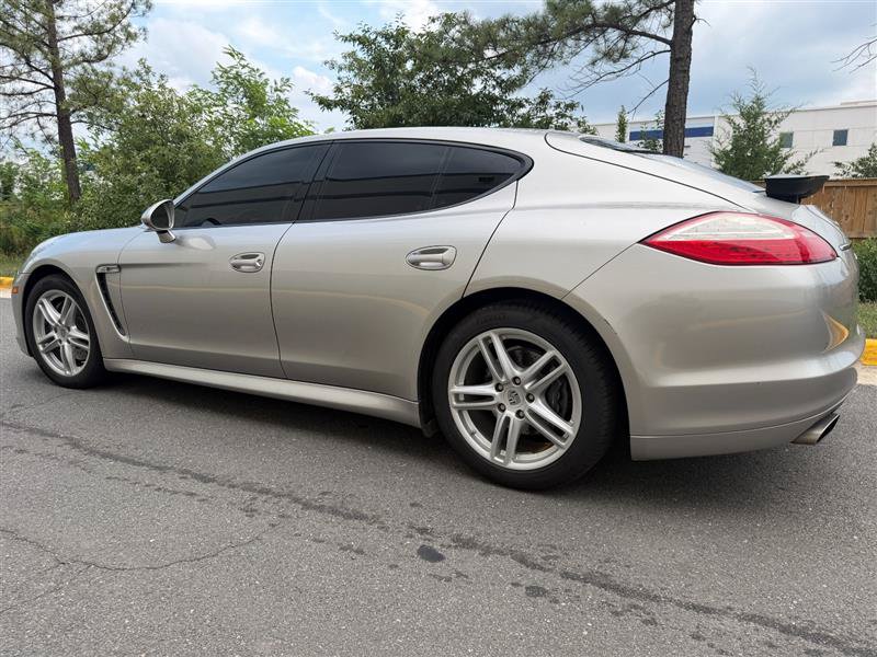 Used 2011 Porsche Panamera image 7