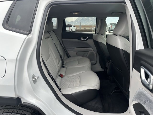 Used 2022 Jeep Compass Latitude image 15