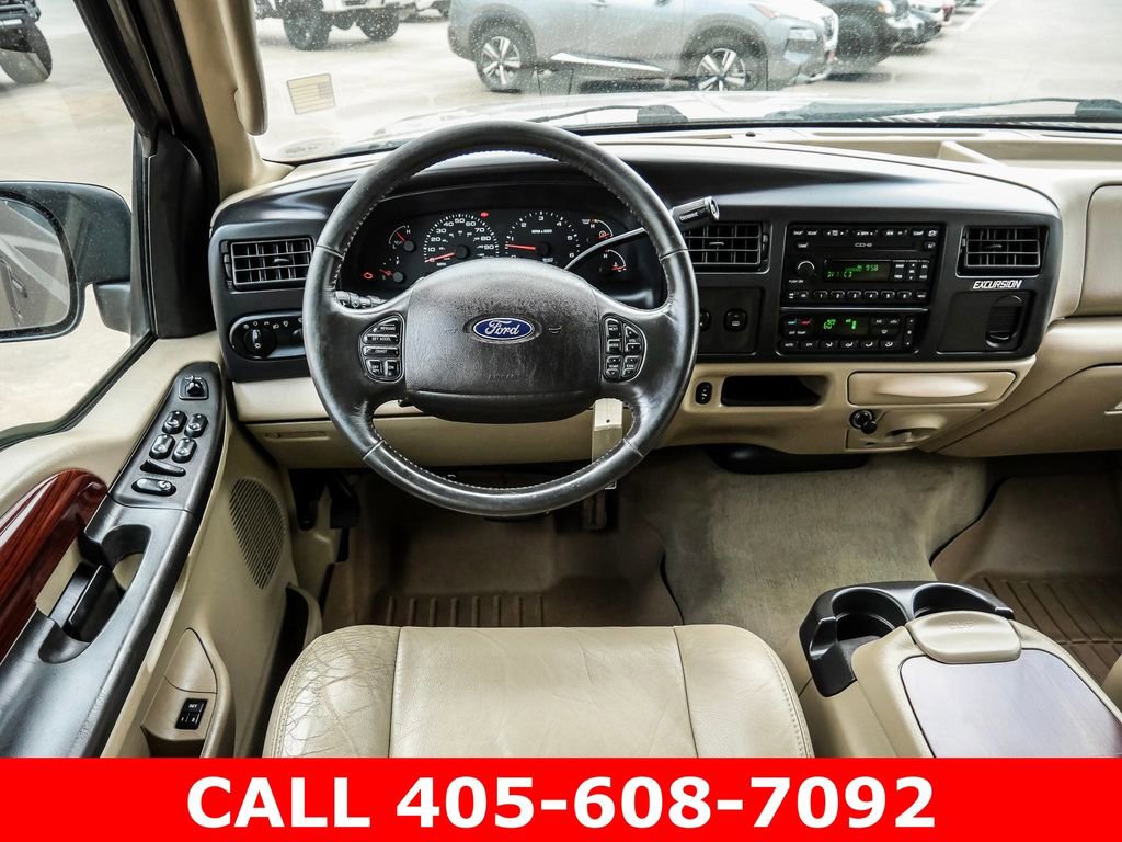 Used 2005 Ford Excursion Limited RWD image 26