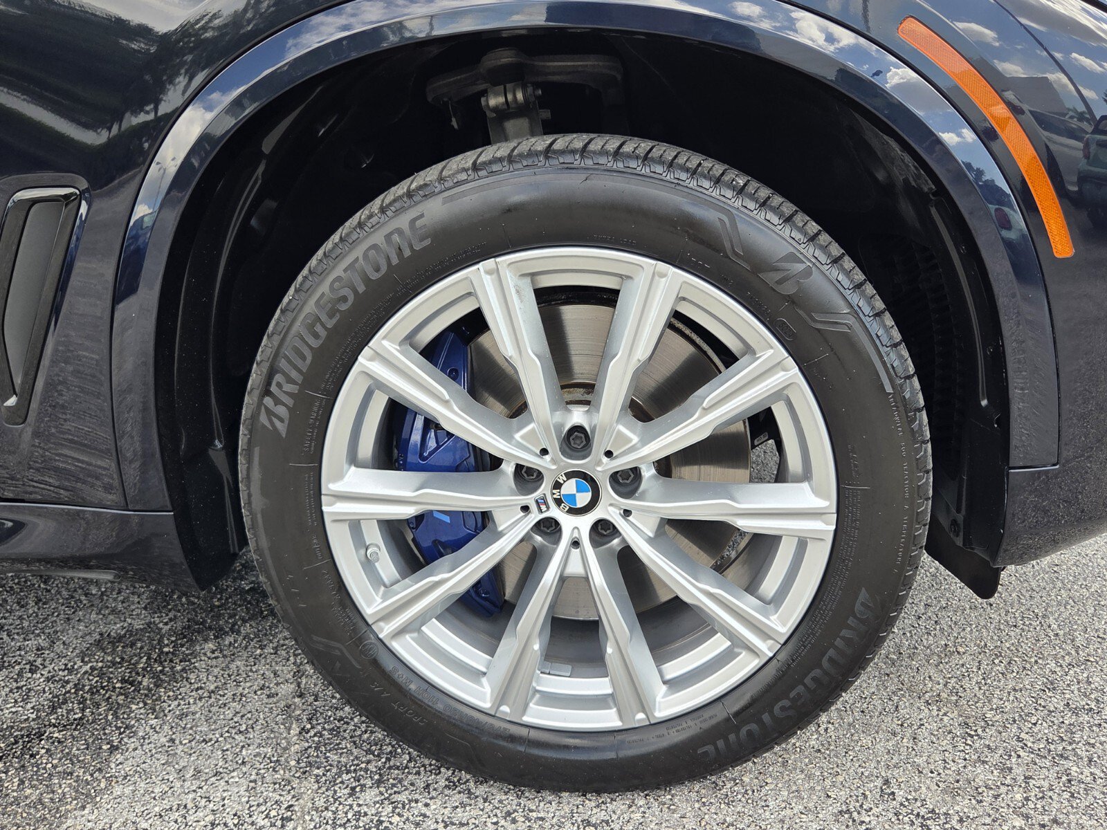 Certified 2023 BMW X5 M50i w/ Executive Package AWD/4WD image 9