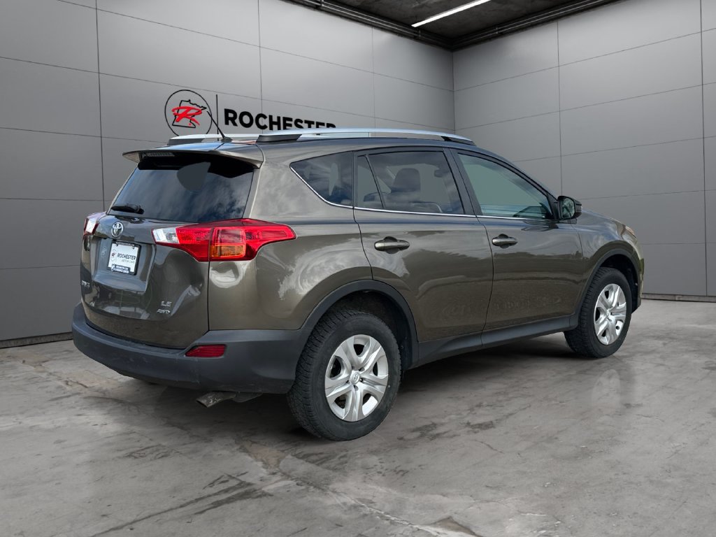 Used 2013 Toyota RAV4 LE AWD/4WD image 5