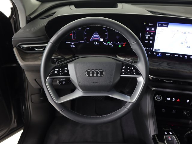 Used 2025 Audi Q5 Premium Plus AWD/4WD image 22