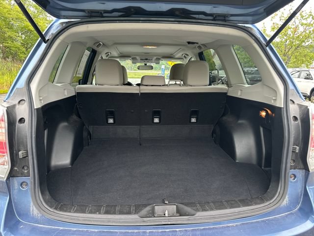 Used 2017 Subaru Forester 2.5i Premium AWD/4WD image 22