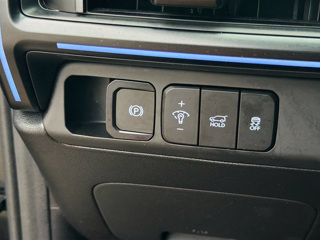 Used 2025 Hyundai Santa Fe Calligraphy FWD image 35