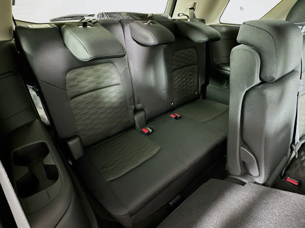 New 2026 Nissan Pathfinder SV image 32