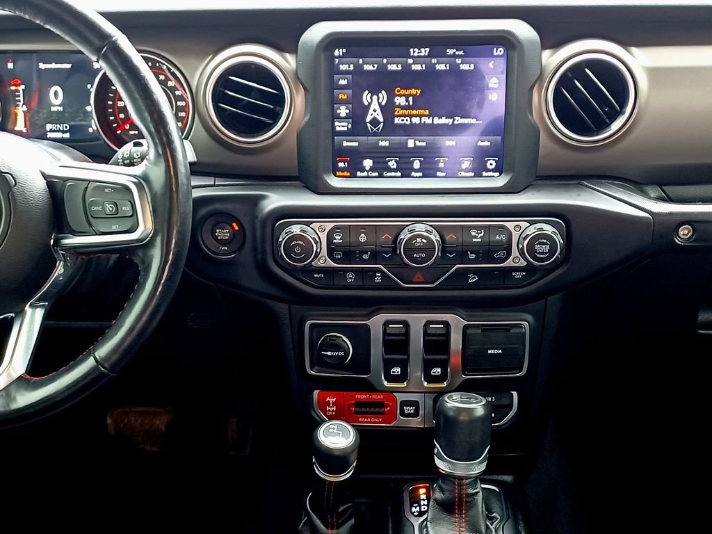 Used 2019 Jeep Wrangler Rubicon w/ Uconnect 4C Nav & Sound Group AWD/4WD image 29