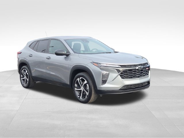 Used 2024 Chevrolet Trax RS w/ Sunroof Package FWD image 7