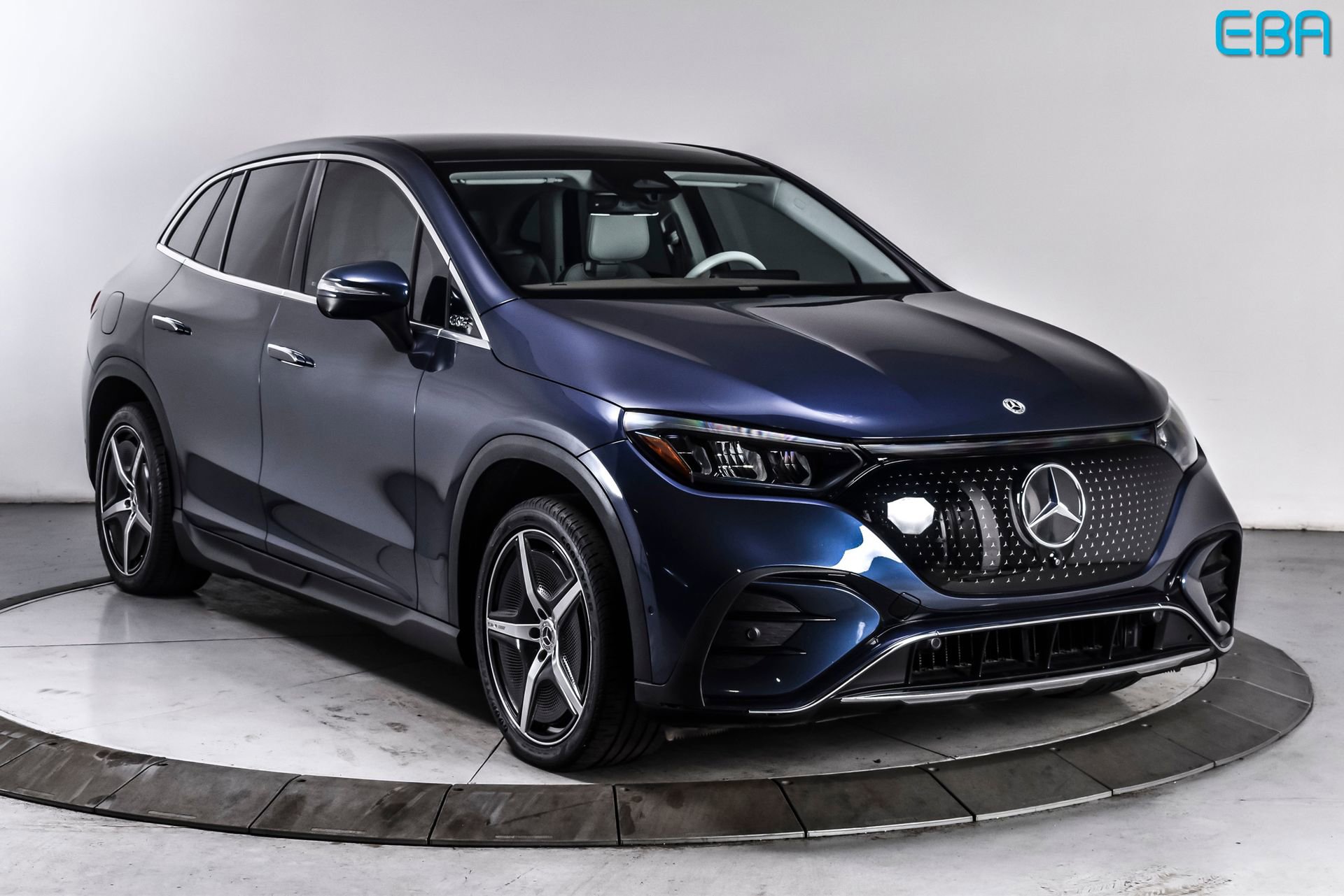 Used 2023 Mercedes-Benz EQE 500 4MATIC SUV image 1