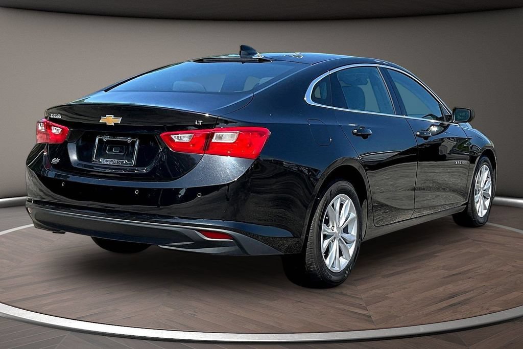 Used 2025 Chevrolet Malibu LT FWD image 6