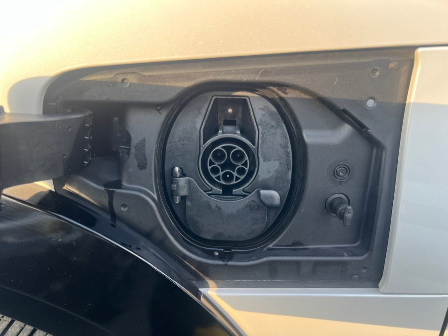 Used 2023 Lexus RZ 450e Premium image 54