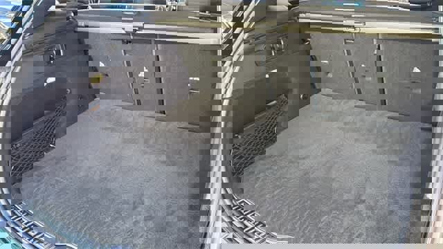 Certified 2025 Mercedes-Benz GLC 300 GLC 300 image 32