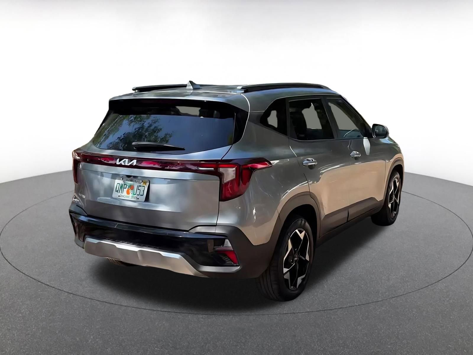 Used 2025 Kia Seltos S image 14