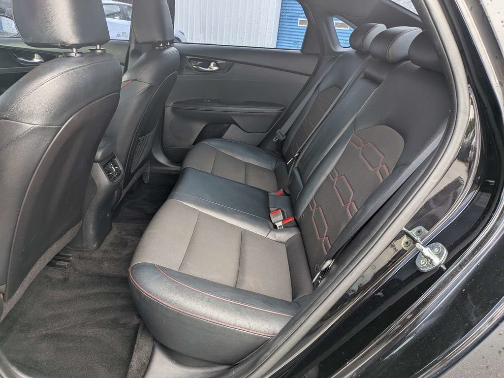 Used 2021 Kia Forte GT FWD image 12