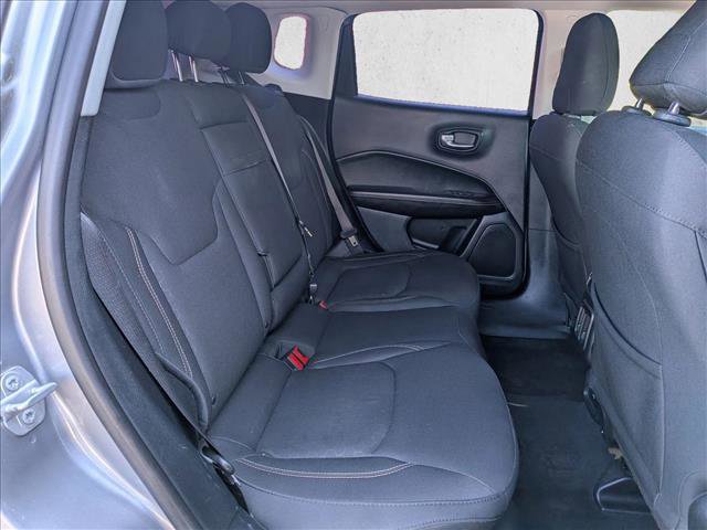 Used 2018 Jeep Compass Sport AWD/4WD image 19