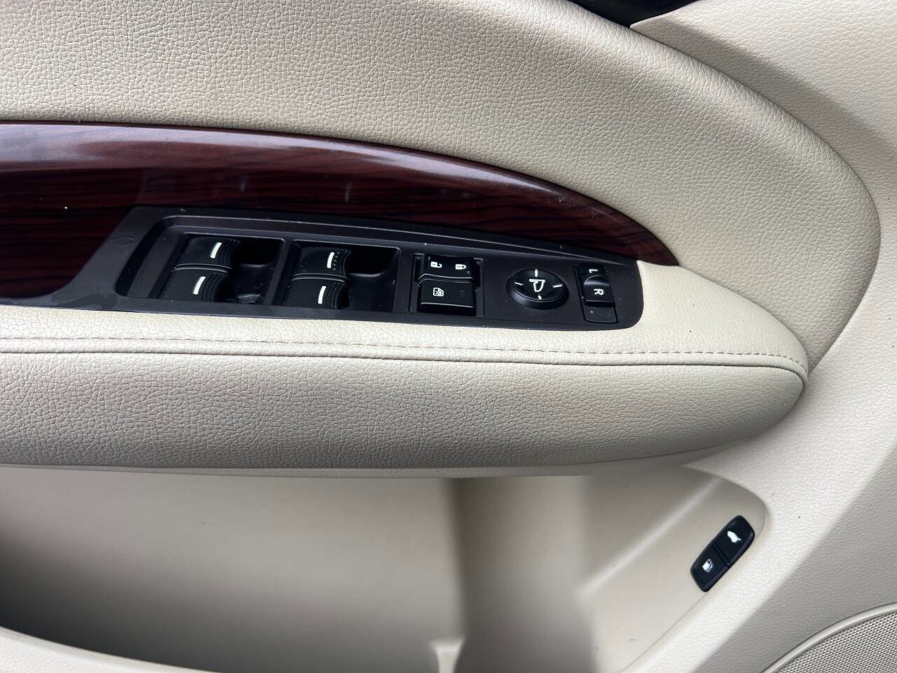 Used 2016 Acura MDX FWD image 12