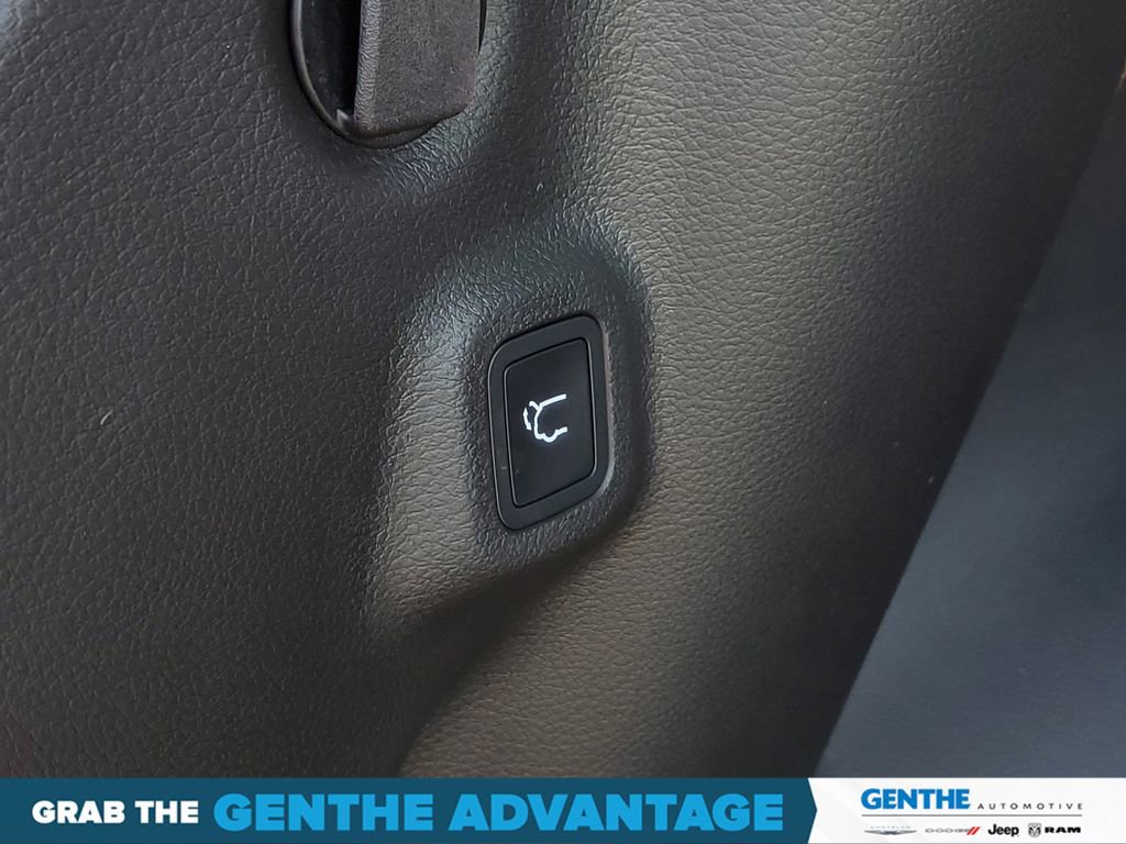 New 2026 Jeep Compass Limited image 29