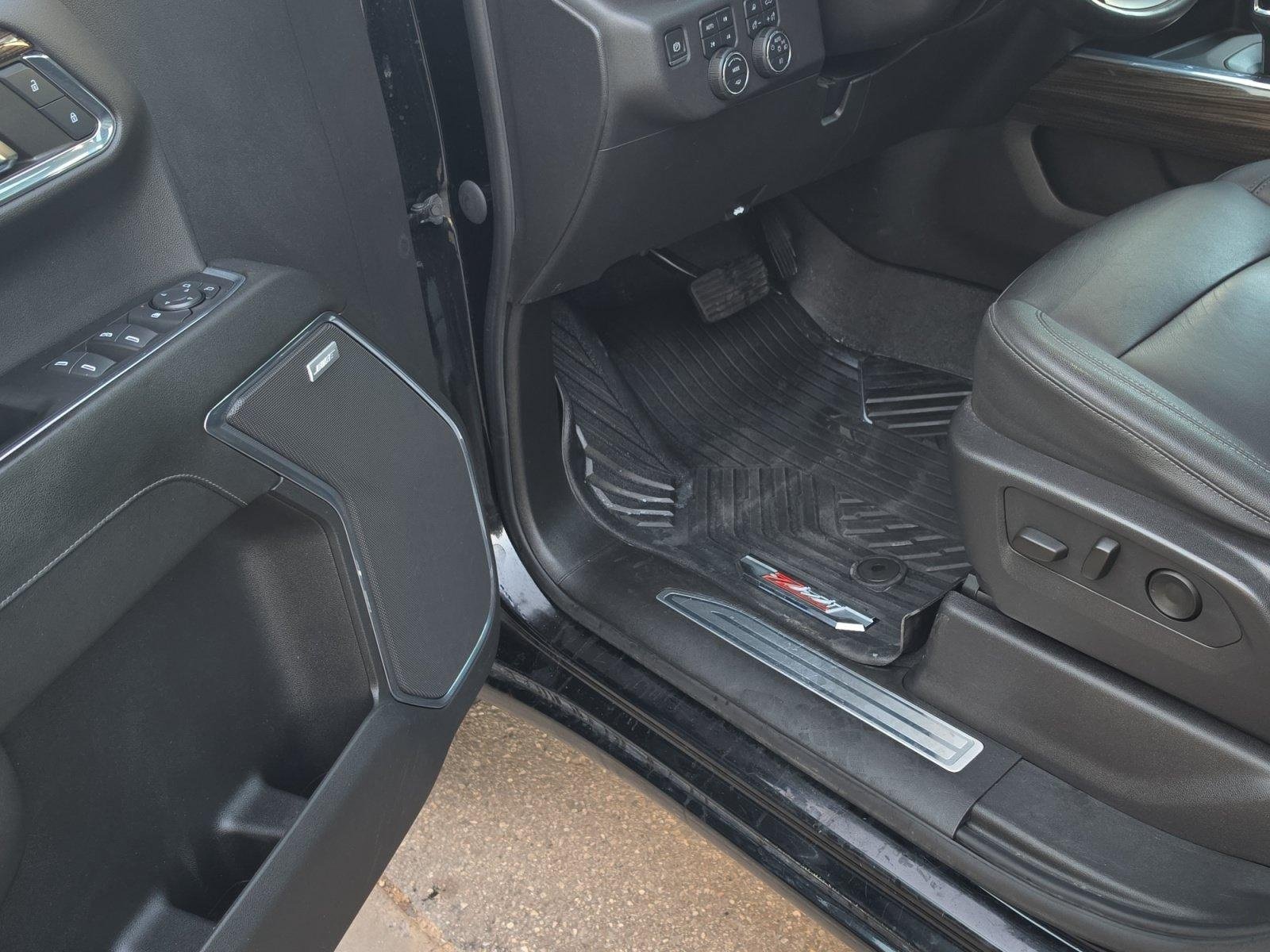 Used 2024 Chevrolet Silverado 1500 LT Trail Boss w/ LT Trail Boss Premium Package AWD/4WD image 11