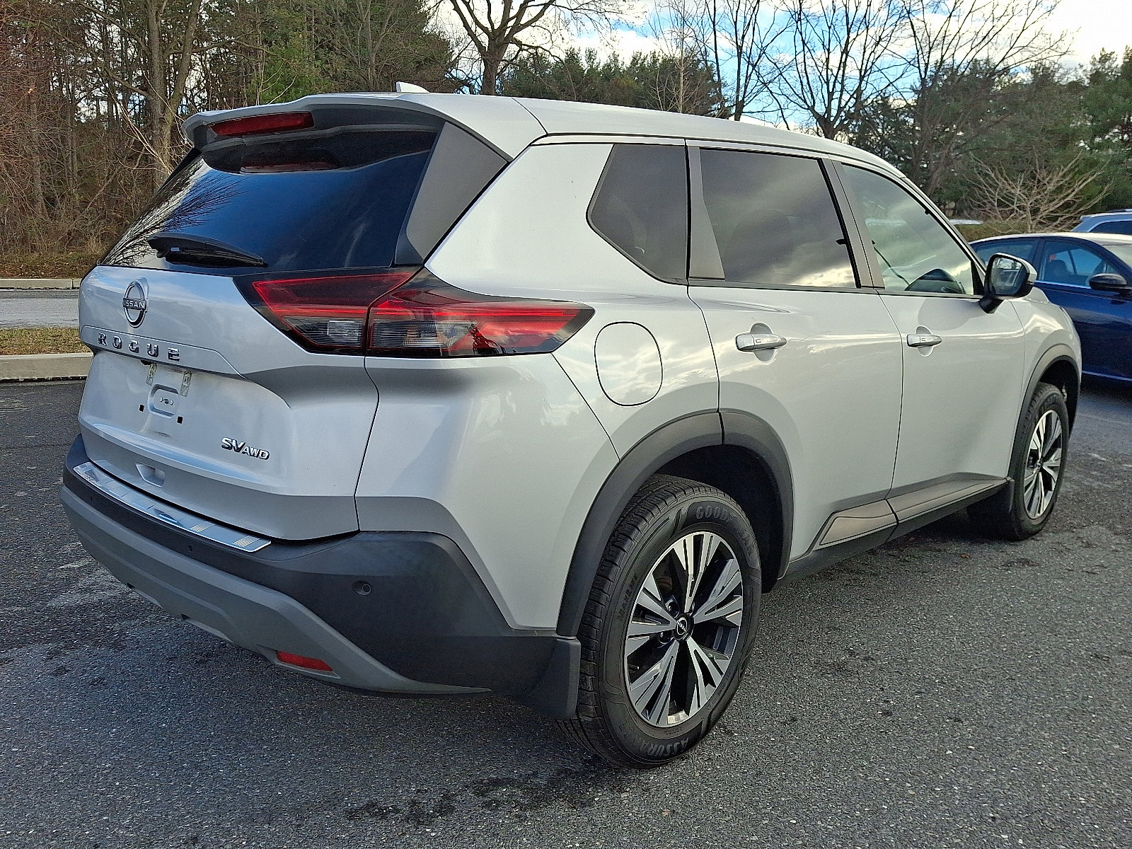 Certified 2022 Nissan Rogue SV image 7