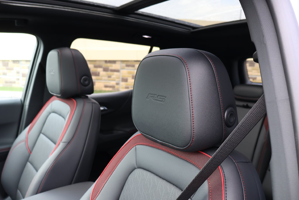 New 2027 Chevrolet Equinox RS AWD/4WD image 15