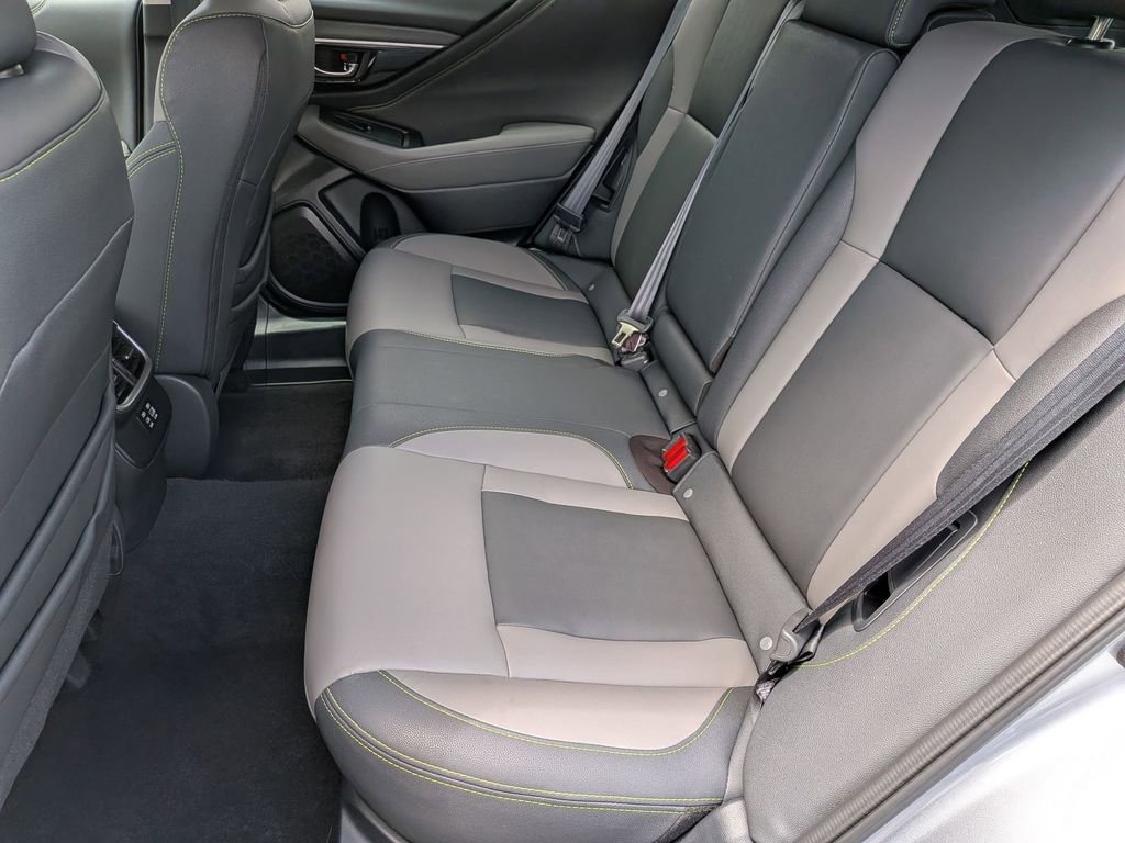 Used 2025 Subaru Outback Onyx Edition image 21