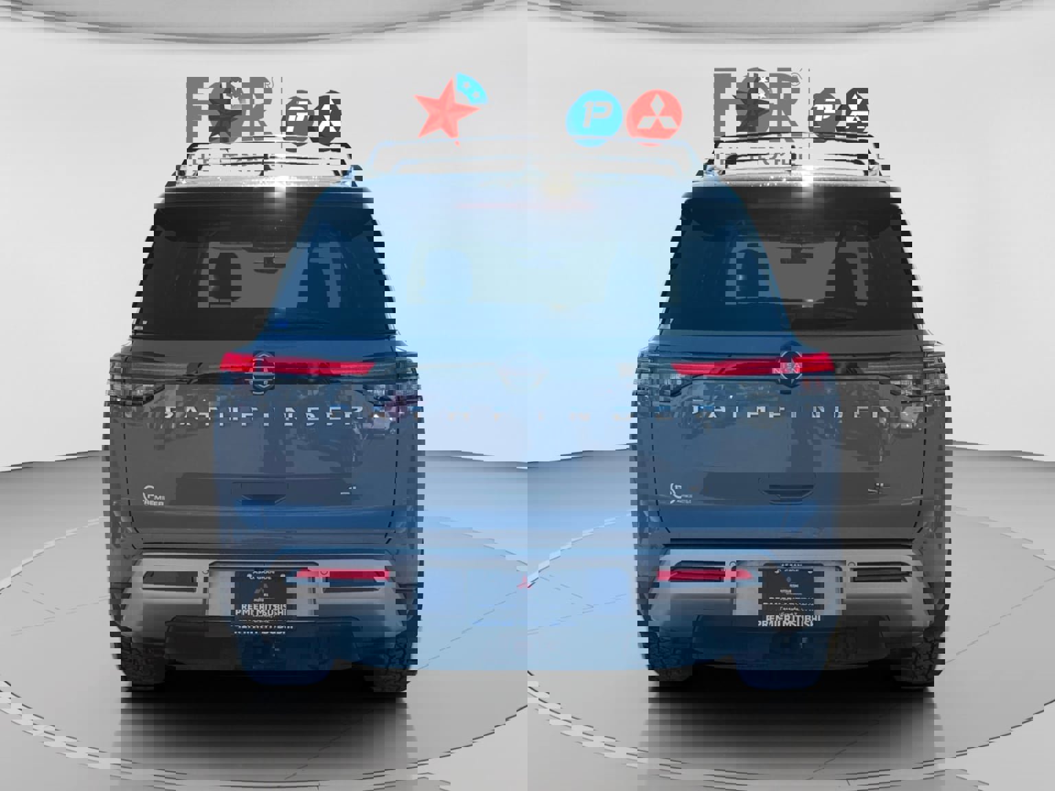 Used 2023 Nissan Pathfinder SL w/ SL Premium Package image 4