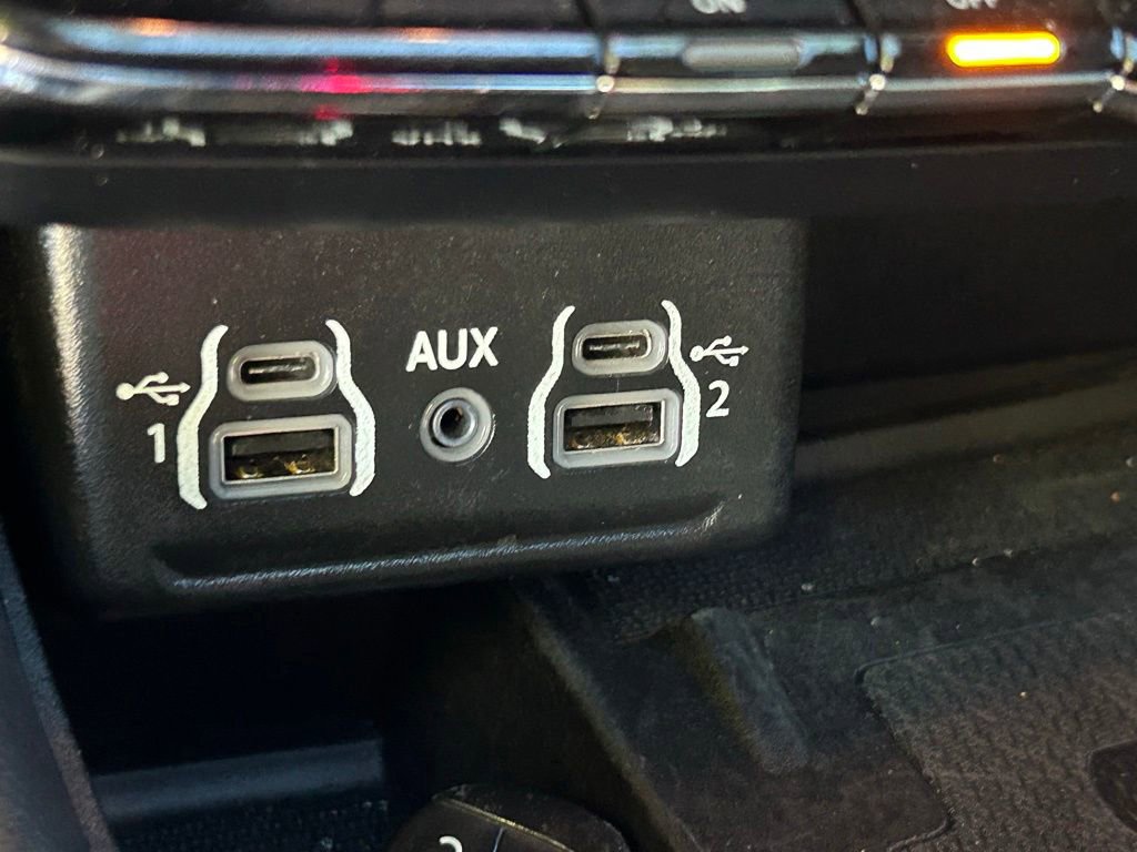 Used 2023 Dodge Durango R/T RWD image 22