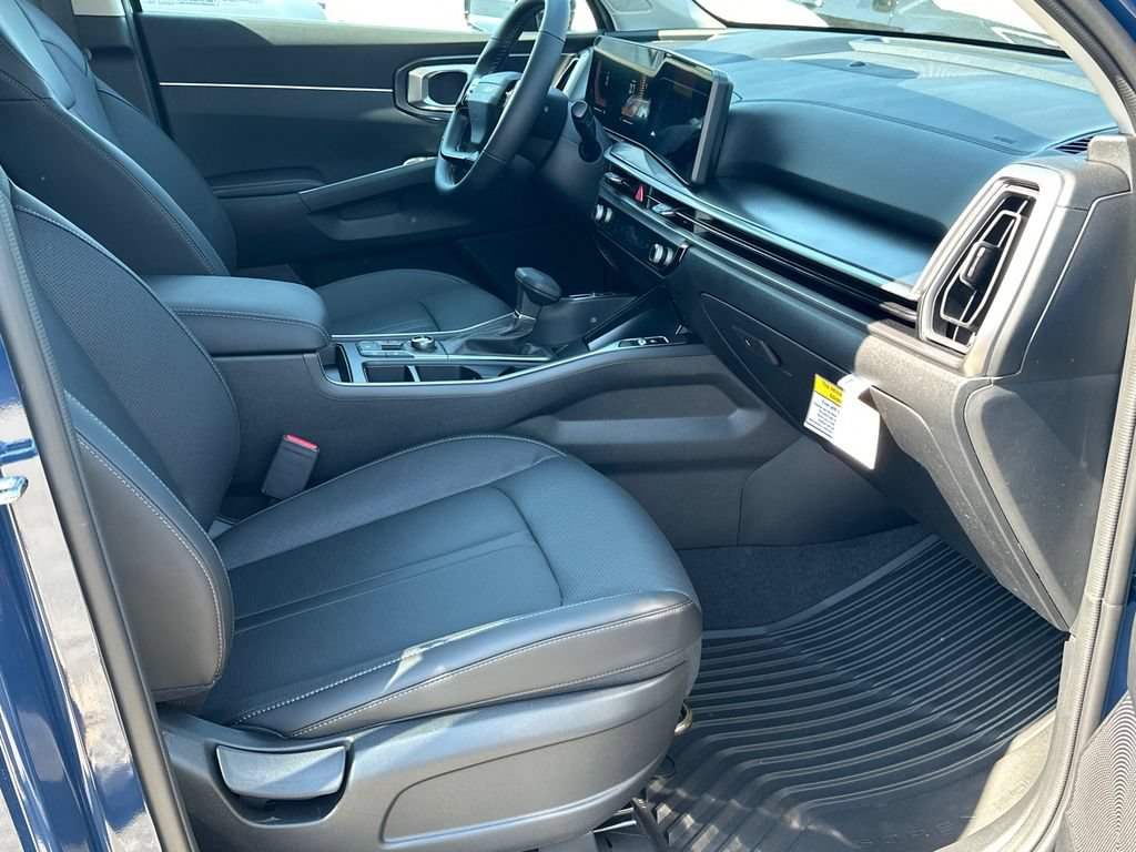 New 2026 Kia Sorento S AWD/4WD image 11