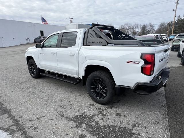 New 2025 Chevrolet Colorado Z71 w/ Midnight Edition image 3