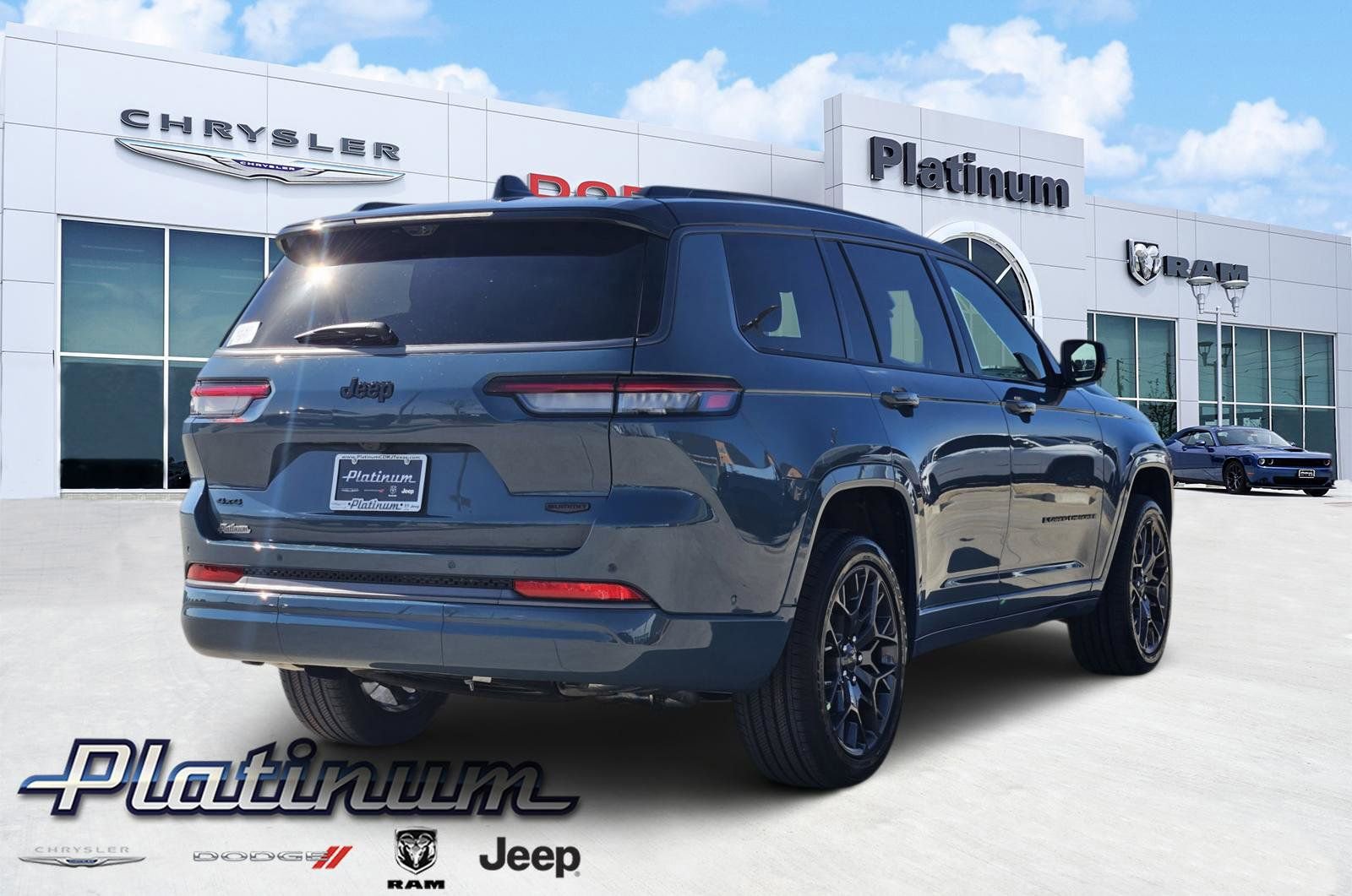 New 2026 Jeep Grand Cherokee L Summit w/ Obsidian Package image 5