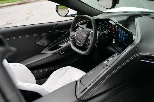 Used 2023 Chevrolet Corvette Stingray Premium Conv w/ Z51 Performance Package image 45