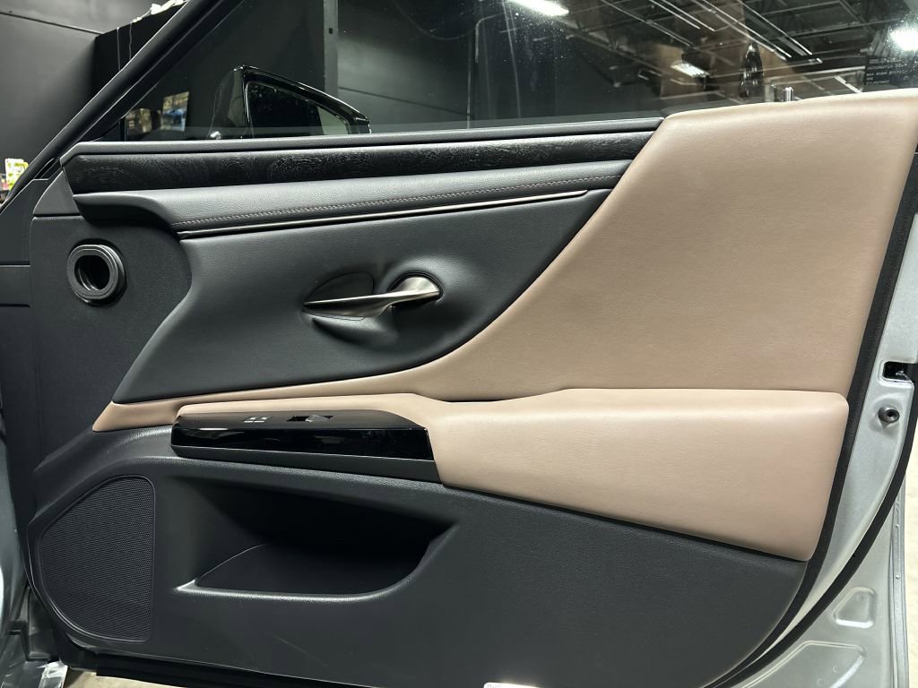 Used 2022 Lexus ES 300h w/ Premium Package FWD image 45