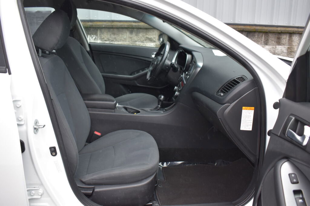 Used 2015 Kia Optima LX w/ Hybrid Convenience Package image 25