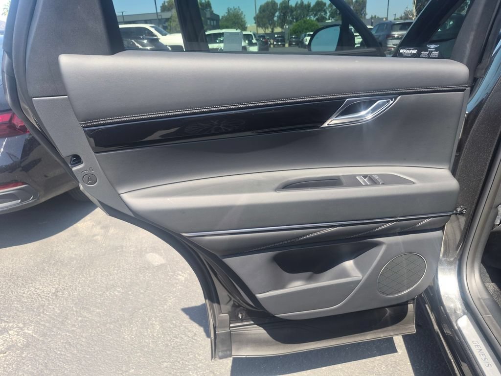 Used 2026 Genesis GV80 2.5T RWD image 17