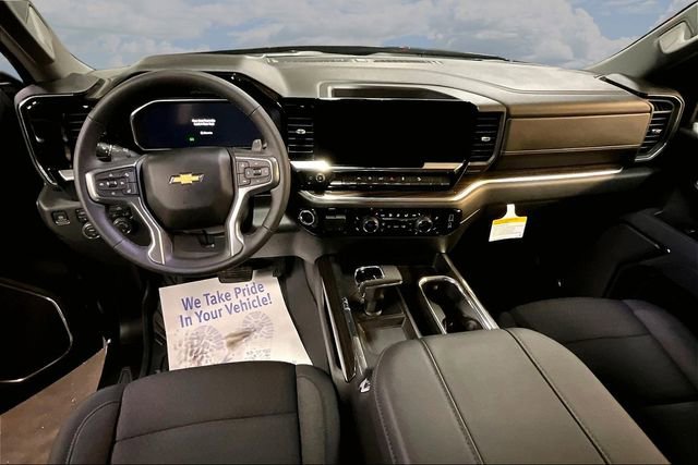 New 2026 Chevrolet Silverado 1500 LT w/ Z71 Off-Road Package image 5