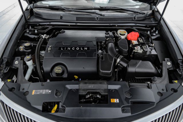 Used 2015 Lincoln MKS w/ Equipment Group 101A image 52