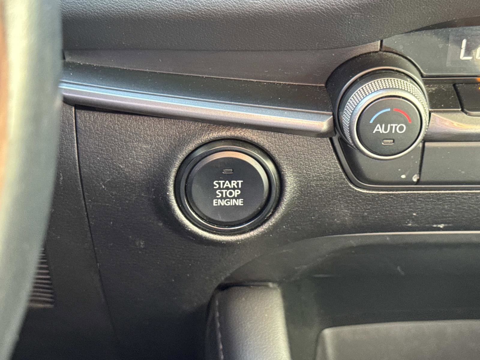 Used 2023 MAZDA MAZDA3 s image 24