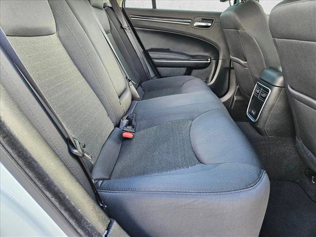 Used 2023 Chrysler 300 Touring w/ Sport Appearance Package image 19