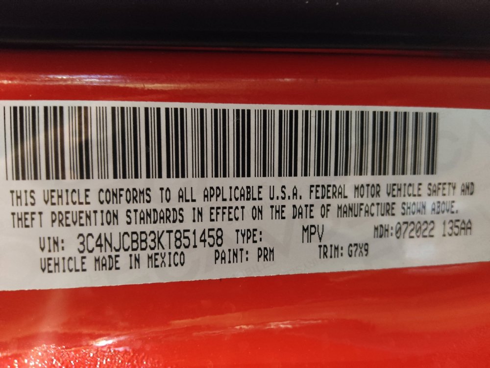 Used 2019 Jeep Compass Latitude image 33